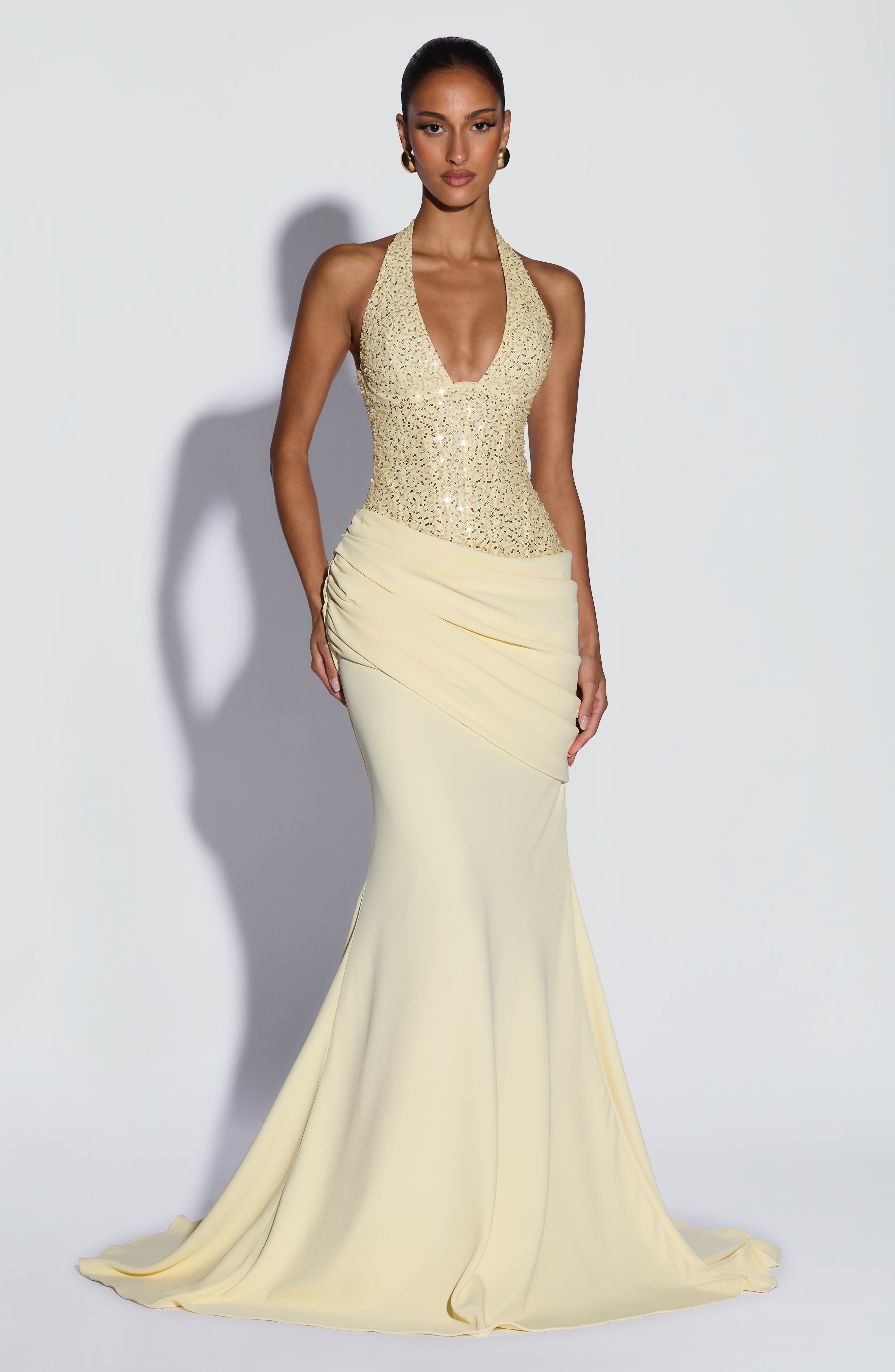 Luxury Halter V Sequin Maxi Go - đánh giá và giá Briar Cosplay Prop